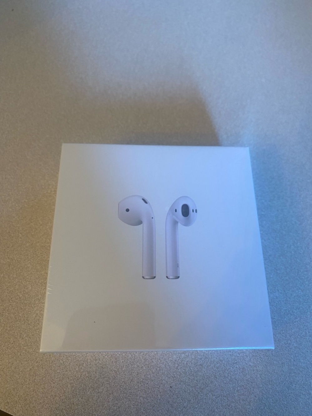 New Apple White Wireless AirPods with Charging Case (2025)